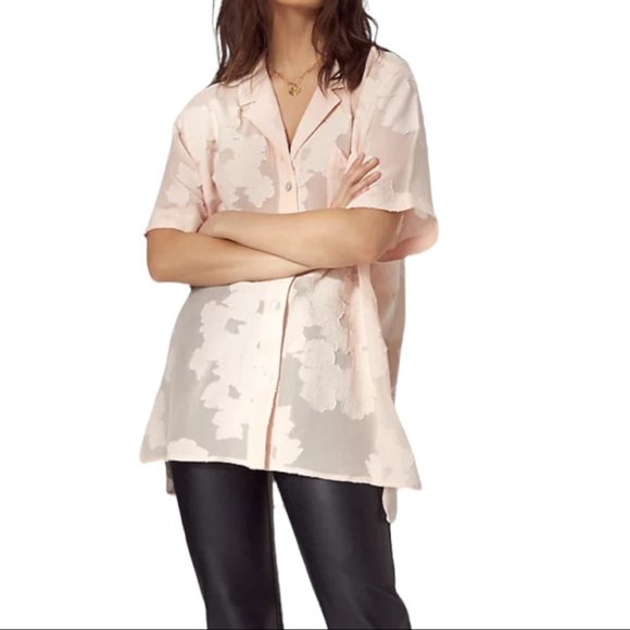 Aritzia Tops - Aritzia Wilfred Atticus Button-Up Soft Blush Pink Floral Womens Medium